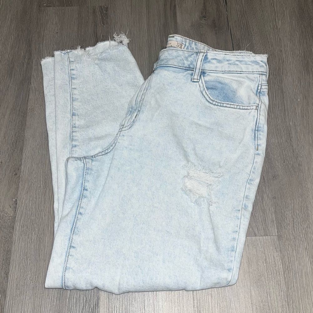 SO Light washed high rise Mom Distressed Jeans Juniors size 11 - Picture 2 of 10